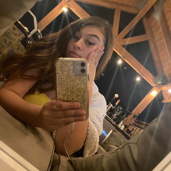oliviatyson11